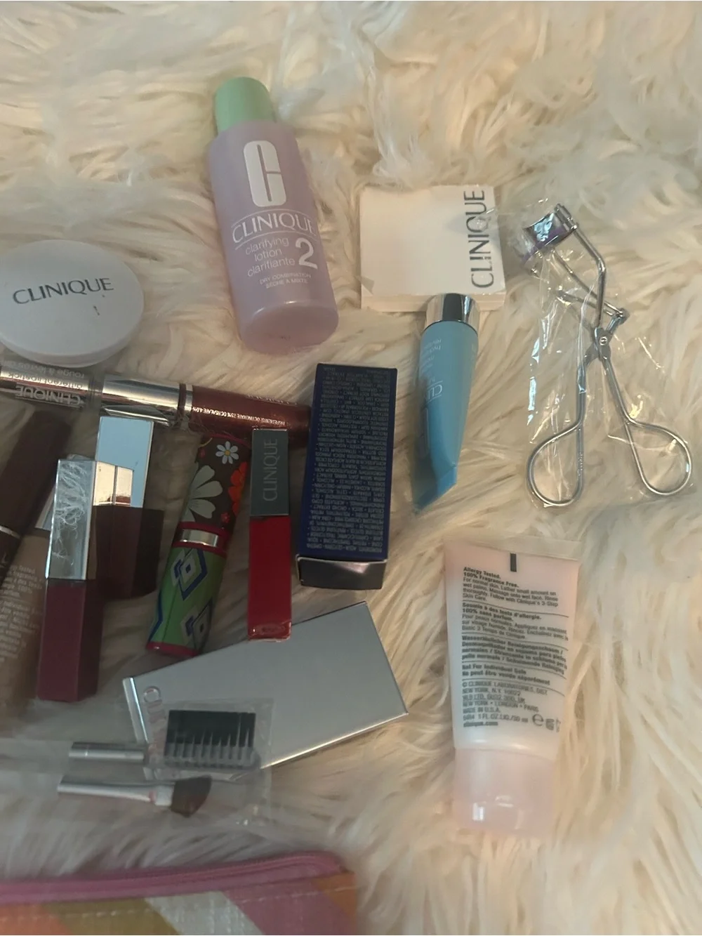 Clinique Makeup Skincare Beauty Bundle Cosmetic Bag Lip Products Tools